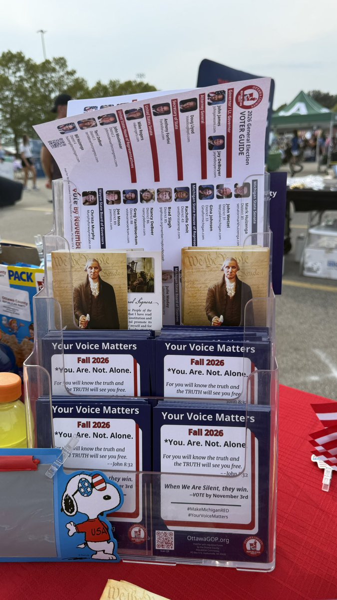 OttawaGOP's tweet photo. @gvsuGOP @Ottawa_countyYR @OttawaImpact Weโre all down at @GVSUStudentLife campus night until 8 pm! Stop by and see us! #YOUAreNotAlone! #YourVoiceMatters!๐บ๐ธ https://t.co/tq3tkpoWax