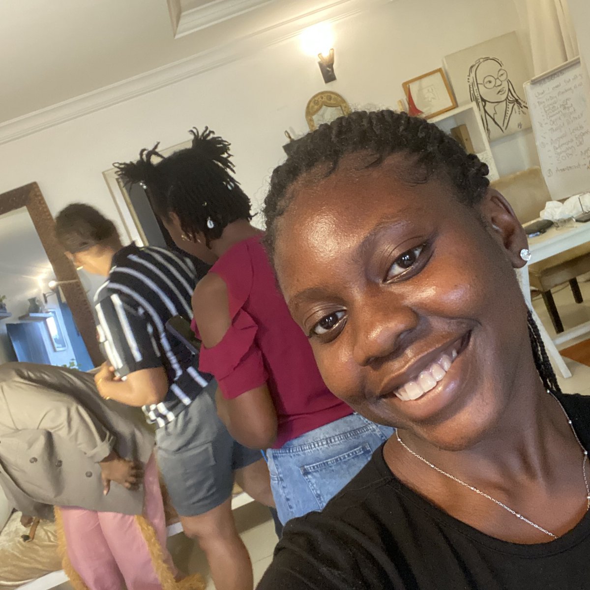 chocobutterl's tweet photo. August owe me nothing! Hopeful to God for an amazing September rest of the year! ✨ https://t.co/O1pD2UxLIA