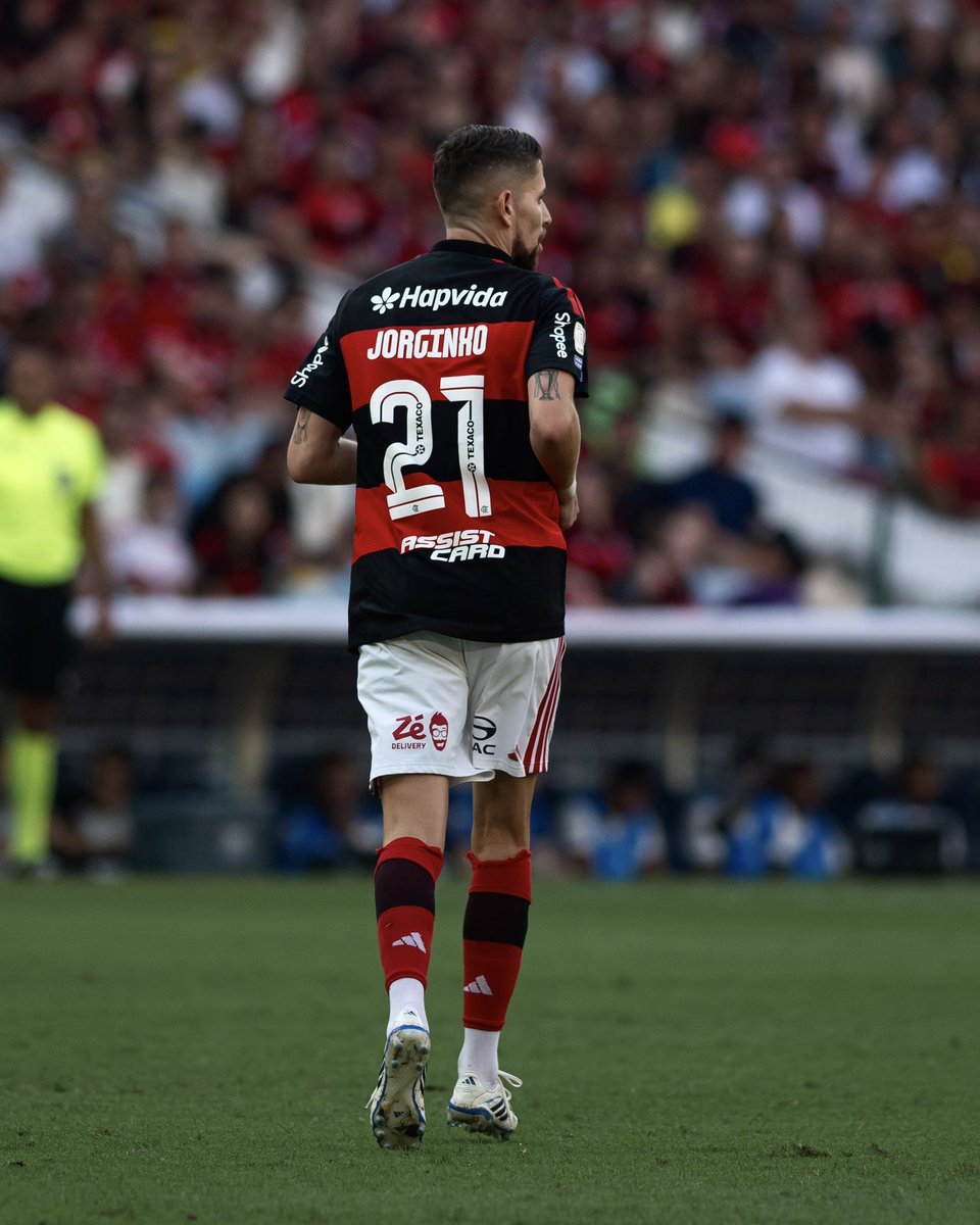 FrelloJorginho's tweet photo. Mengo, Mengo é a nossa seleção de ouro,
É um grito de guerra só, Vamos Mengão!!
Vamos Mengão! Avante Mengão! 
O nosso time é forte.. Ô-ô-ô-ô, ô-ô-ô, Mengooo! ♥️🖤

📸 @vagnernascimento17 https://t.co/TGJqtTC5De