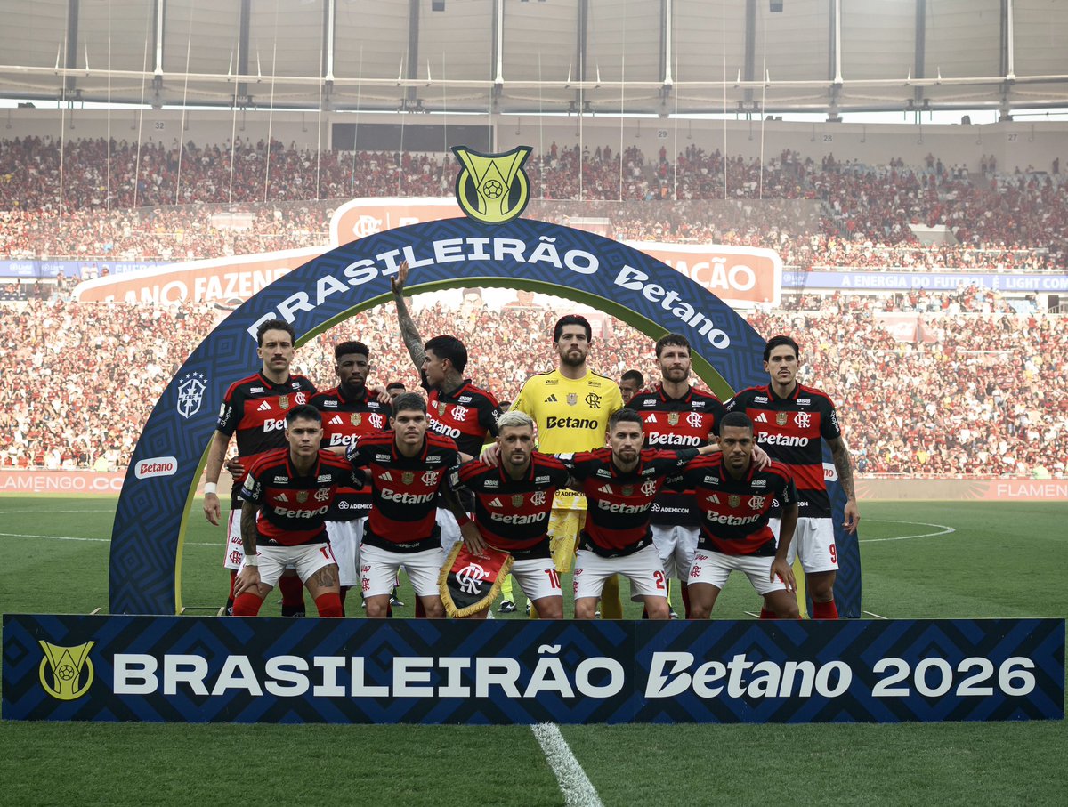 FrelloJorginho's tweet photo. Mengo, Mengo é a nossa seleção de ouro,
É um grito de guerra só, Vamos Mengão!!
Vamos Mengão! Avante Mengão! 
O nosso time é forte.. Ô-ô-ô-ô, ô-ô-ô, Mengooo! ♥️🖤

📸 @vagnernascimento17 https://t.co/TGJqtTC5De