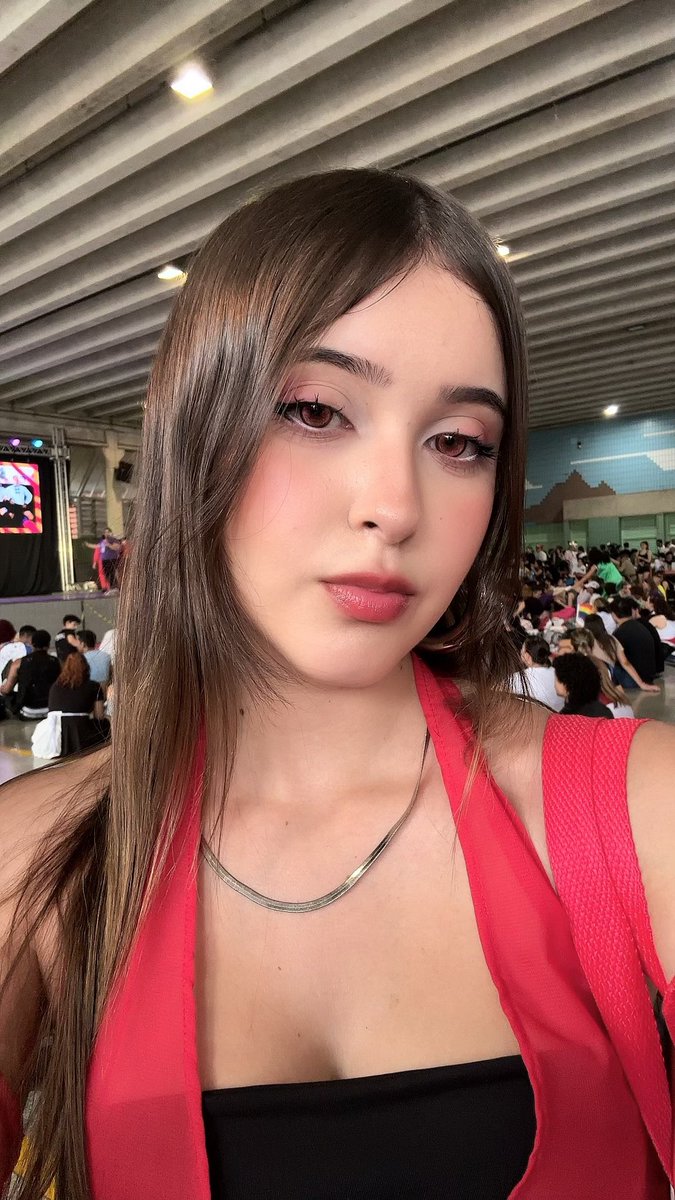 weiluvs's tweet photo. hoje eu servi sha hualing https://t.co/BqyRl6xEOD