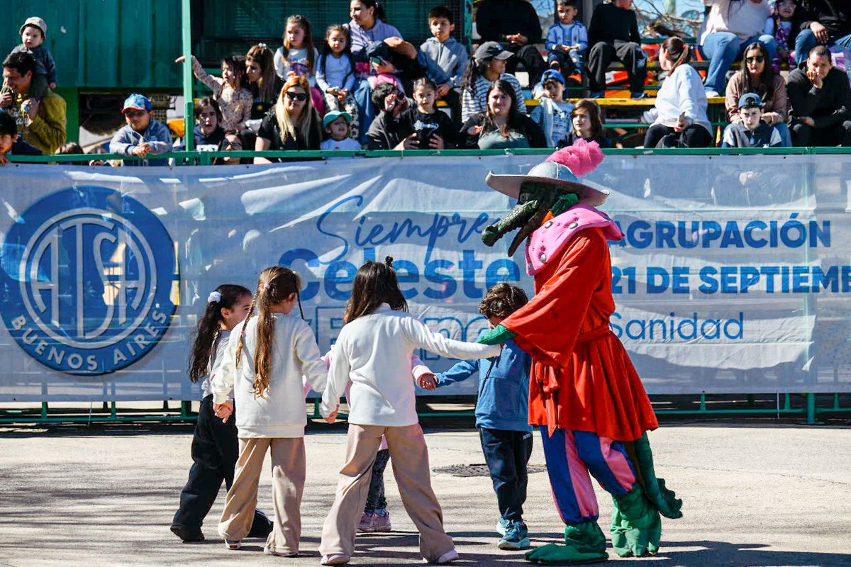 cybsanidad's tweet photo. 🎉 Está llegando a su fin la enorme celebración del #DiadelNiño en el #ParquedelaCosta. https://t.co/XaVYhVmAeS