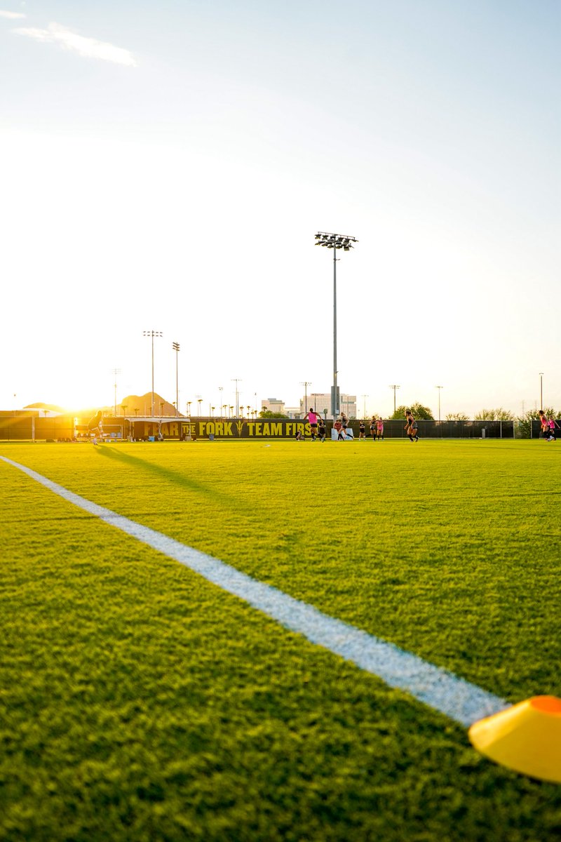 CPWomensSoccer's tweet photo. ๐ง๐ต๐ฒ ๐ฆ๐๐ฎ๐ป๐ด๐ ๐ต๐ฎ๐๐ฒ ๐ถ๐ป๐๐ฎ๐ฑ๐ฒ๐ฑ ๐๐ต๐ฒ ๐ฉ๐ฎ๐น๐น๐ฒ๐ ๐ผ๐ณ ๐๐ต๐ฒ ๐ฆ๐๐ป โ๏ธ
#RideHigh๐โฝ๏ธ | #WeHere๐ค๐ผ https://t.co/AvdPbaneBi