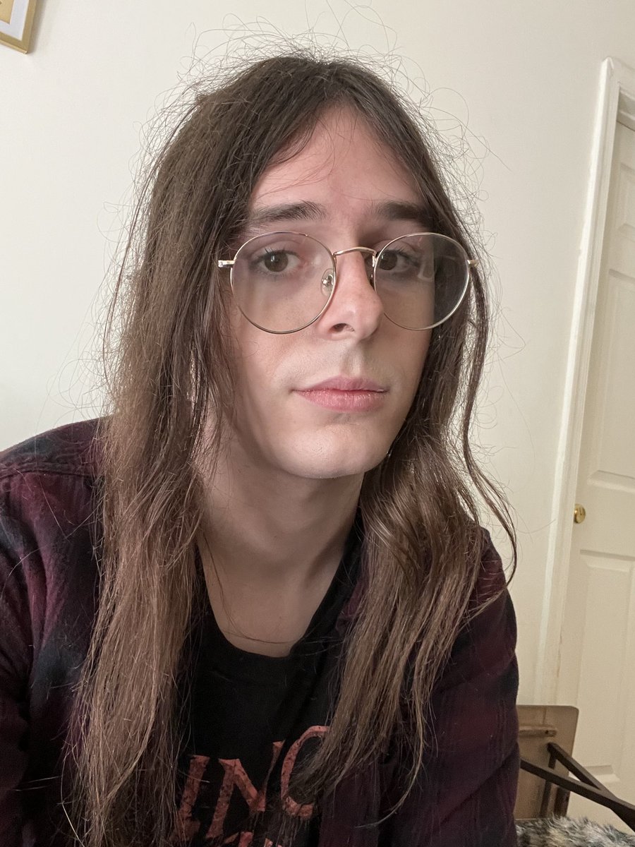 lilithmayyy's tweet photo. Day 1, Year 1, and Year 2 of HRT 💜 https://t.co/oMUmcOZ58s