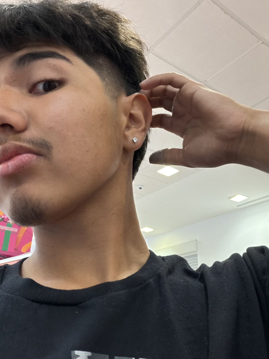 cool_guy408's tweet photo. Who trying to fuck?(Sorry for the bad quality took this on insta) #latino #bigdick #dmsopen #horny https://t.co/bbxnD8RUb2