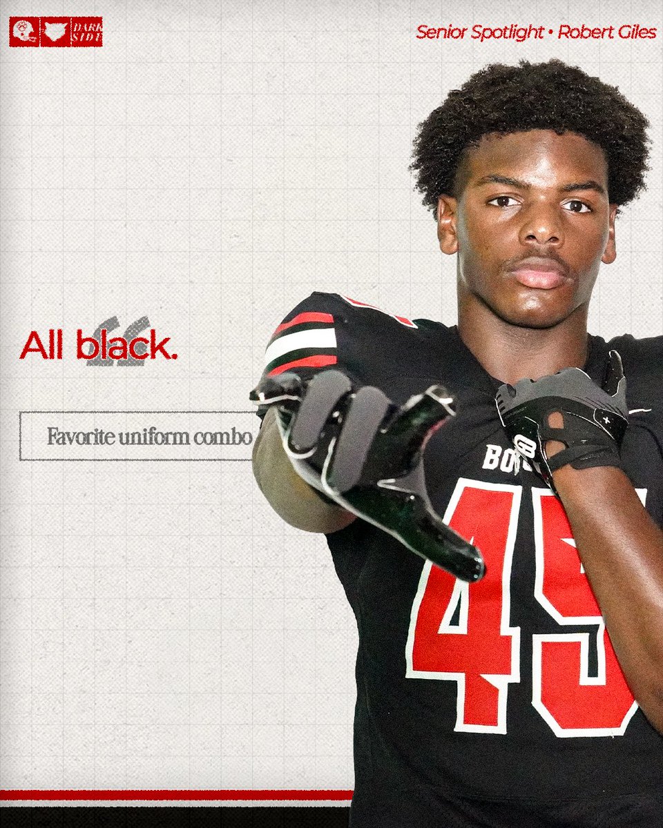 GrandBlancFB's tweet photo. 🐾 𝗦𝗘𝗡𝗜𝗢𝗥 𝗦𝗣𝗢𝗧𝗟𝗜𝗚𝗛𝗧 🐾

Our final senior is a wrecking ball! His name is Robert Giles, and opposing offenses are scared to run into him.

#DARKSIDEREIGNS 🐾🏈 https://t.co/TEIyy81JmS