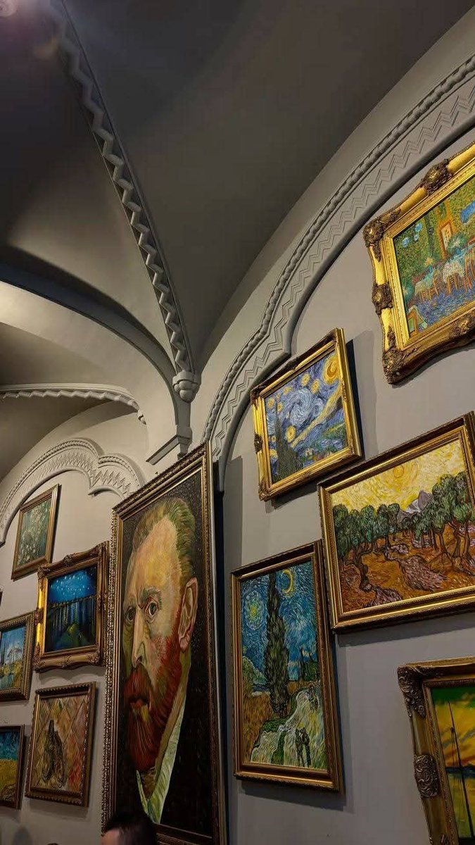 ginoooooooo18's tweet photo. Van Gogh.. https://t.co/F42KCB1VzT