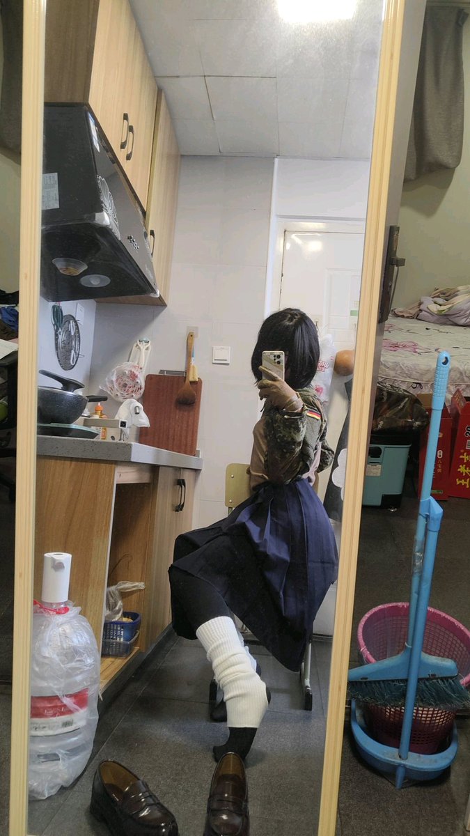LeopardReinUwU's tweet photo. 武装少女最棒了 #武装少女 https://t.co/9Dl3WRztmm
