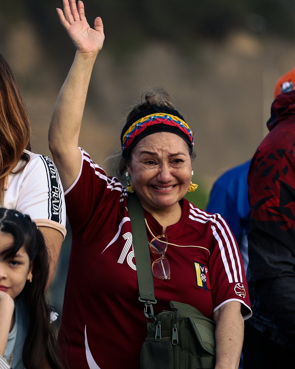 SeleVinotinto tweet picture