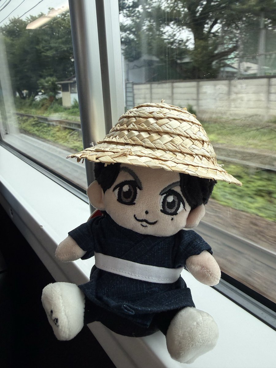 usaranger_masya's tweet photo. おはようございます
曇り空ですが、これから入笠山へ！
初めてのあずさに乗りました。
今日は満席🈵らしい。 https://t.co/etwvSRFpdb