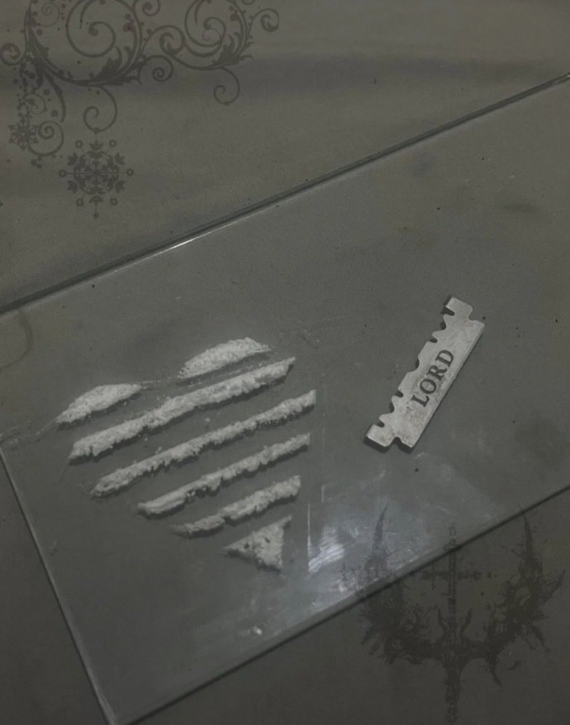 AstroClub391's tweet photo. #drugstwt #cokestwt #coke #drug #vapestwt

https://t.co/Q6Lo671Tnw https://t.co/9LLV3ZNPh0