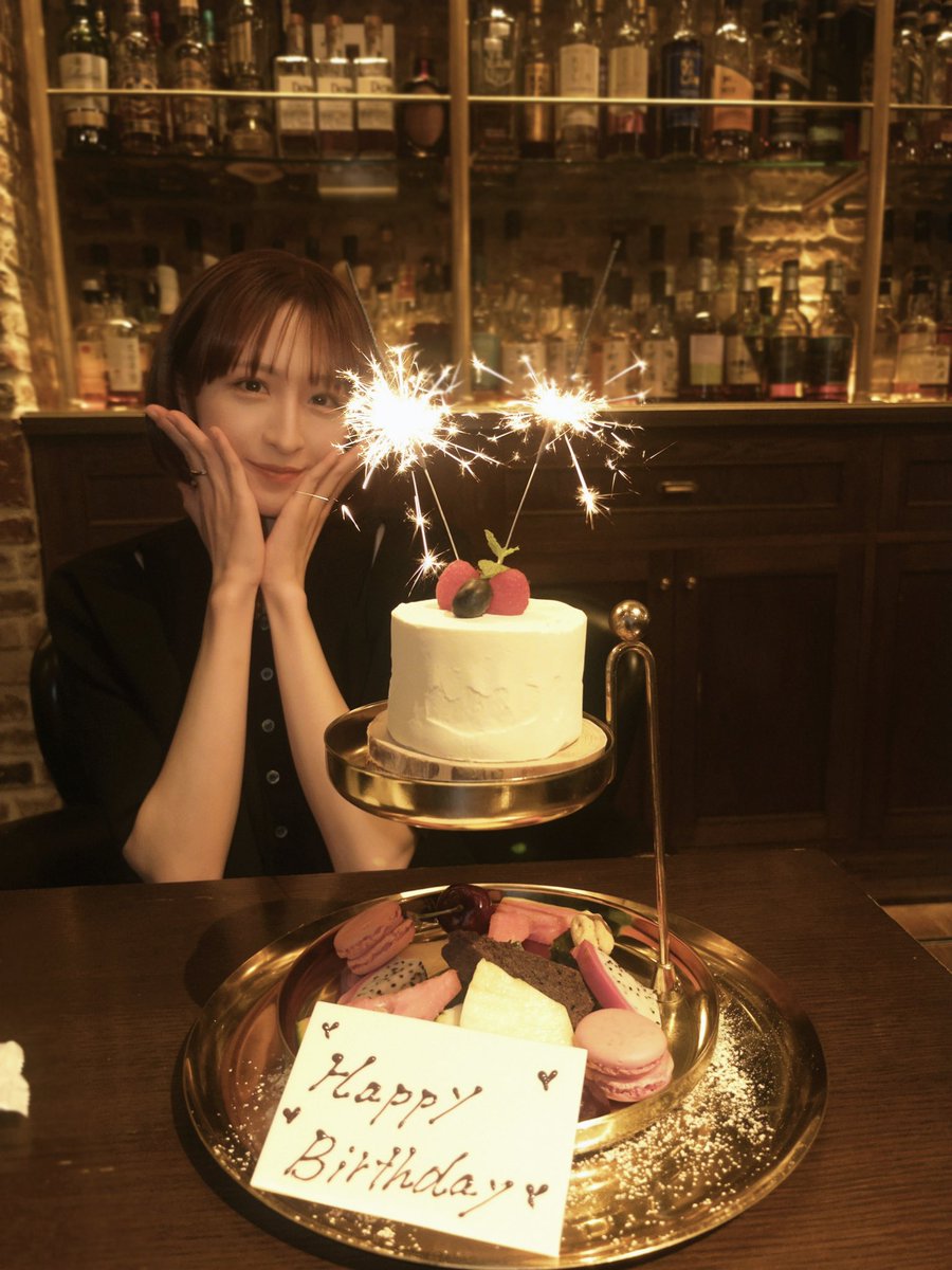 sayaya_0388's tweet photo. 28歳になりました☺︎🎈

いつも沢山のあたたかい応援
本当にありがとうございます😌☺️ https://t.co/iXLcRilCpS