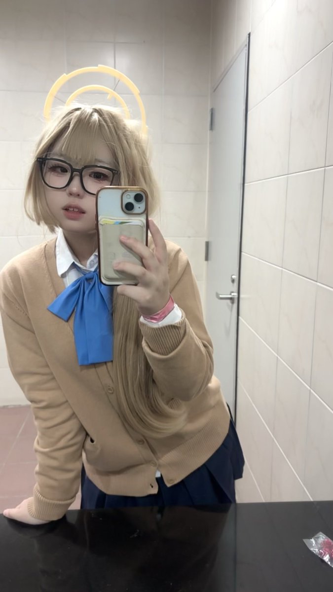 cnamnx's tweet photo. #코스어_𝕏친소 
8일페 양일 다녀왔습니다

토요일 니케 아르카나 메이드
일요일 블루아카이브 교복 아카네

저랑 트친해주세오… 남성향 위주로 굴러가는
계정입니다.. 흔적 남겨주시면 무멘팔로 찾아가요 트친들 인알 부탁해요🤍🥹 https://t.co/hZfwnN2c26