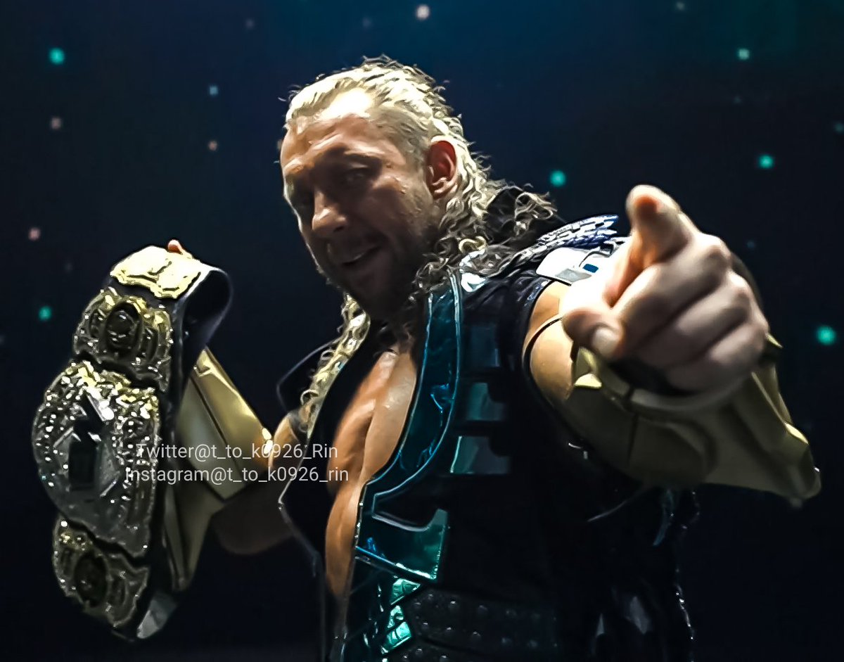 t_to_k0926_Rin's tweet photo. 🪄︎︎✨🫂 @KennyOmegamanX Words cannot express how grateful I am that you brought us another Master Class match tonight. I was blown away by your "MHA" entrance!!😳 And this match was an emotional roller coaster from start to finish… 🤯 Not only did you and Ospreay create unparalleled chemistry on such a historic night but you also drew out the maximum potential from Ospreay, pushed him to even higher levels! That's why the world still calls you the greatest wrestler of all time. You're truly another level entirely. Whether that belt is around your waist or not, this fact will never waver.

Even though the missing piece of the puzzle "Ibushi" was absent… 💔🥲 I’m really glad you had your amazing friends by your side supporting you every step of the way!

Above all, please get plenty of rest and take good care of yourself right now. Love you so much, my hero!! 💚💜💙💛❤️

#KennyOmega #AEWAllIn 🇬🇧🏟