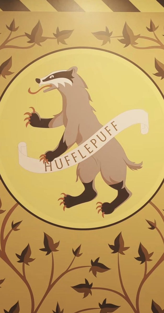 PotterWorldW's tweet photo. 🚨 🚨New look at the Hogwarts house banners in one of HBO’s event videos!

In the video, you can briefly see all four house crests!!

What do you think? https://t.co/pnVXivFC2W