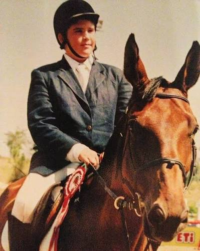 conro's tweet photo. What you all don't understand is he had it hard. 
This was the smallest horse :( https://t.co/0bedUnX6Dr