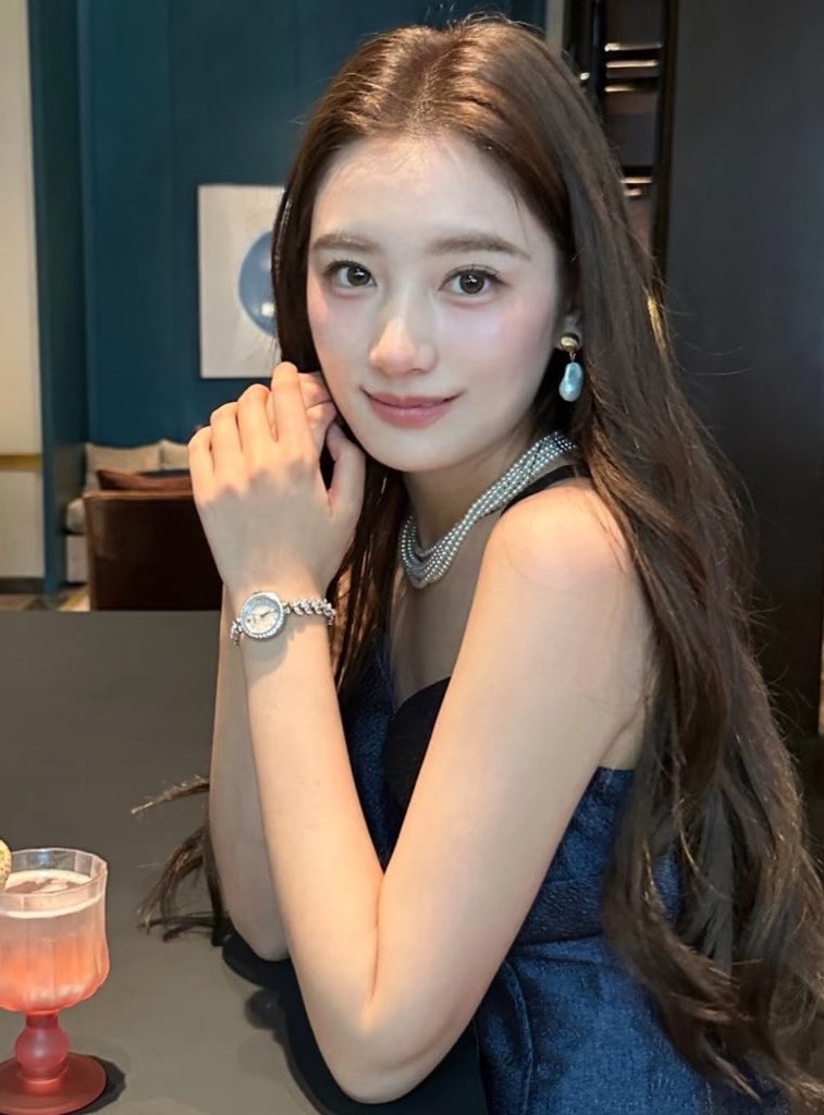 OhayoTp's tweet photo. 美女特有の柔らかい多幸感にも憧れる…
イエベ春の希望でありお手本…… https://t.co/iGN2kVTtpu