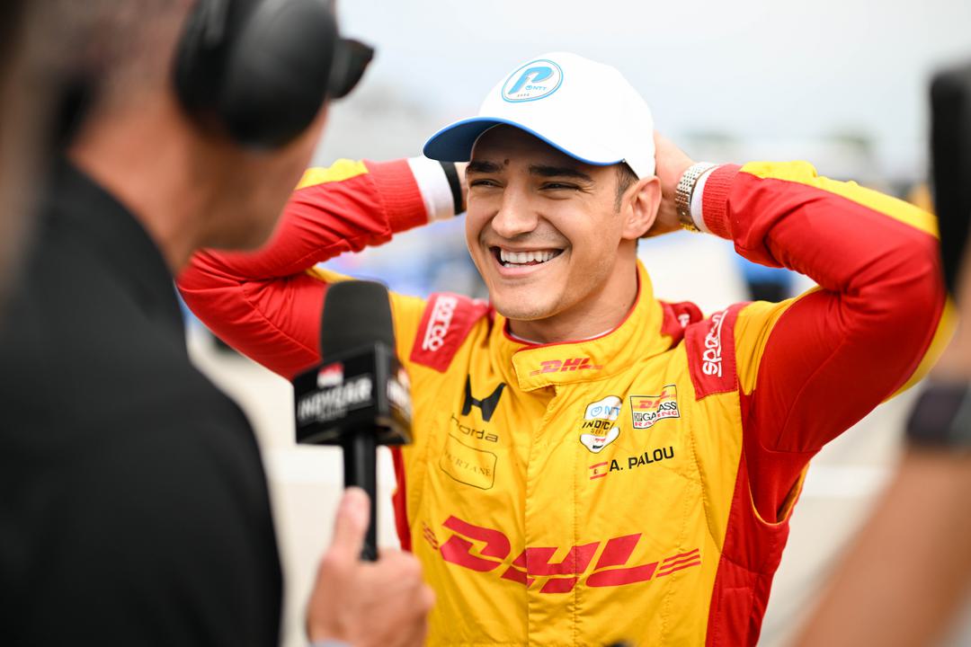 SoyMotor's tweet photo. 🚨 ALEX PALOU VUELVE A CORONARSE 🚨

👏 @AlexPalou ES PENTACAMPEÓN DE LA INDYCAR, el primero que llega a CINCO TÍTULOS con menos de 30 años. 

#Indycar https://t.co/BmJFXXVOlu