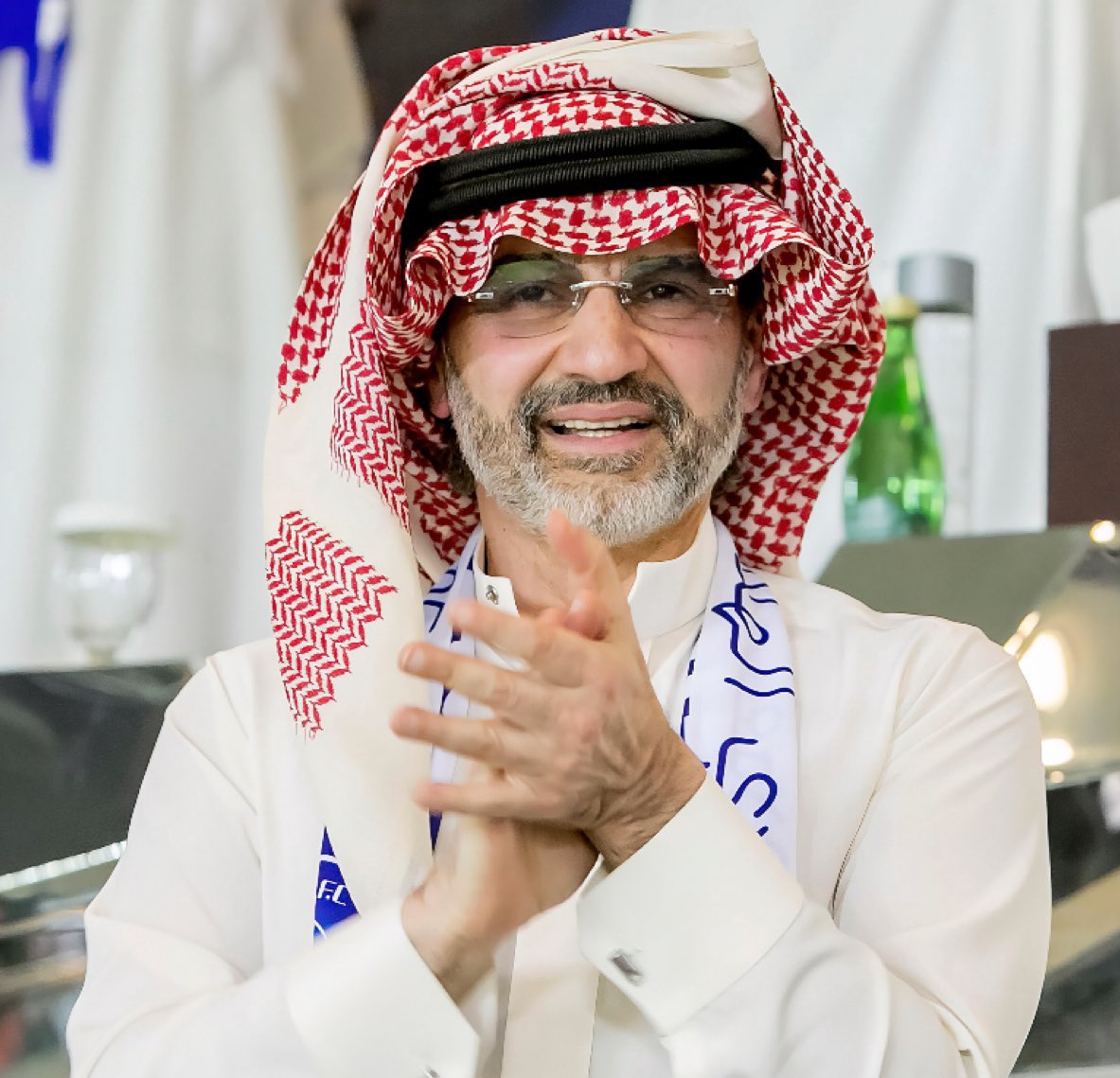 H_swilhy's tweet photo. سمو الأمير الوليد بن طلال تكفل بكامل المستحقات المترتبة على #الهلال بشأن التسوية المالية مع الفرنسي بنزيما 💙

@Alwaleed_Talal https://t.co/wc6e9aqvzi