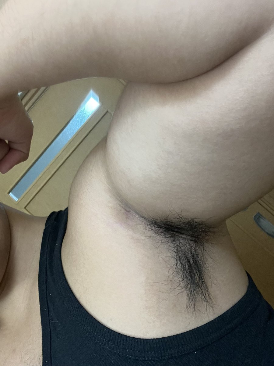 gaku_521821's tweet photo. 4日前の腕トレからずっと張ってる感じする https://t.co/rxO0bFMeM6