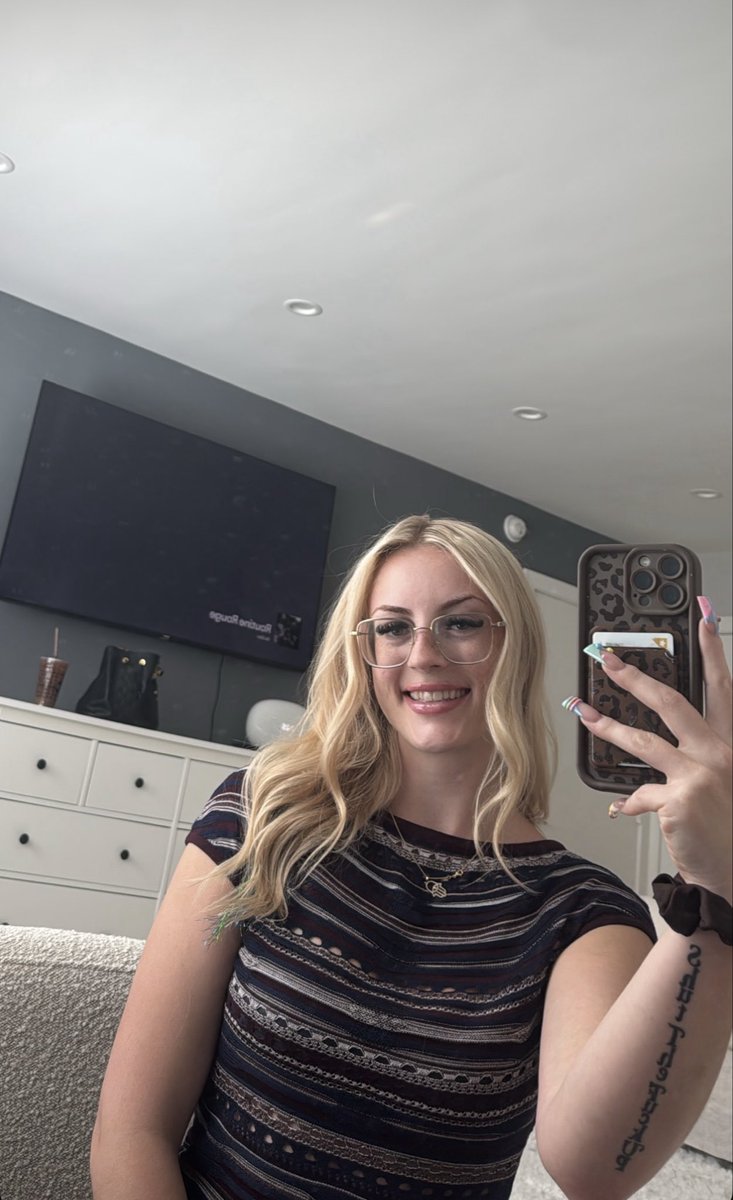 GabbyLuvsCum's tweet photo. https://t.co/6ziw9yb3z9