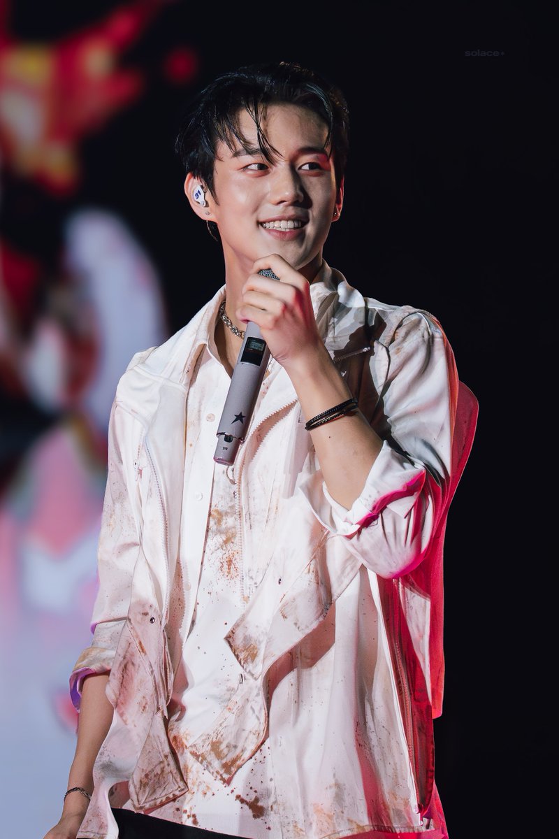 solace0701's tweet photo. 생일 축하해 TAKKI 🐶🥳🙌

#HAPPY_INTAK_DAY
#오늘의_주인공_인탁이_귀엽잖아_맞지
#인탁이생일_축하할사람_손들어봐빨리 https://t.co/XPtpMPaMVE