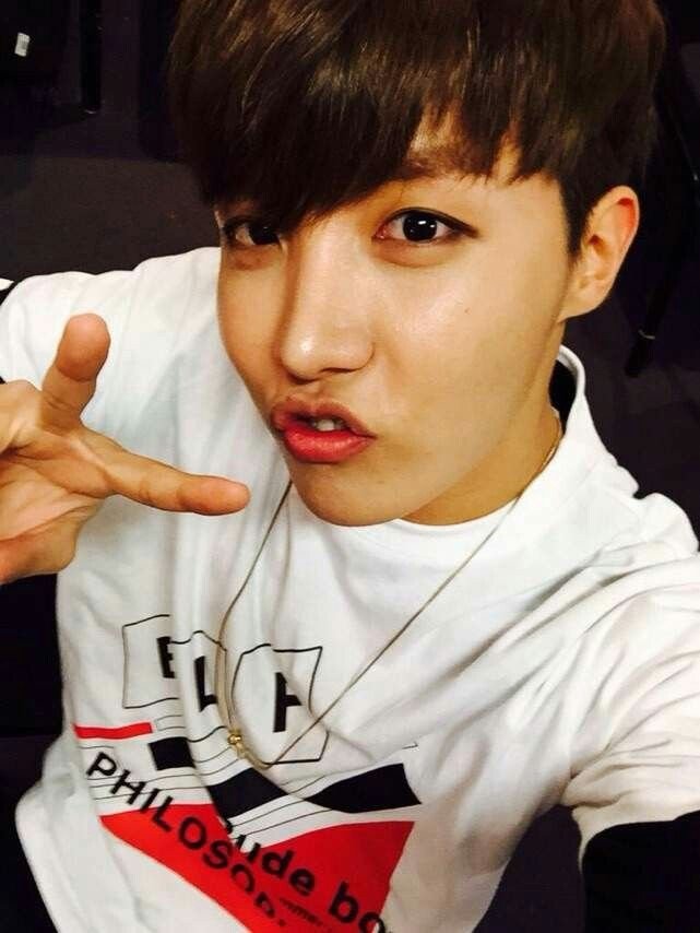 hopelution's tweet photo. 😭😭😭😭😭🤏🏻🤏🏻🤏🏻🤏🏻 https://t.co/gIc1oX9biM