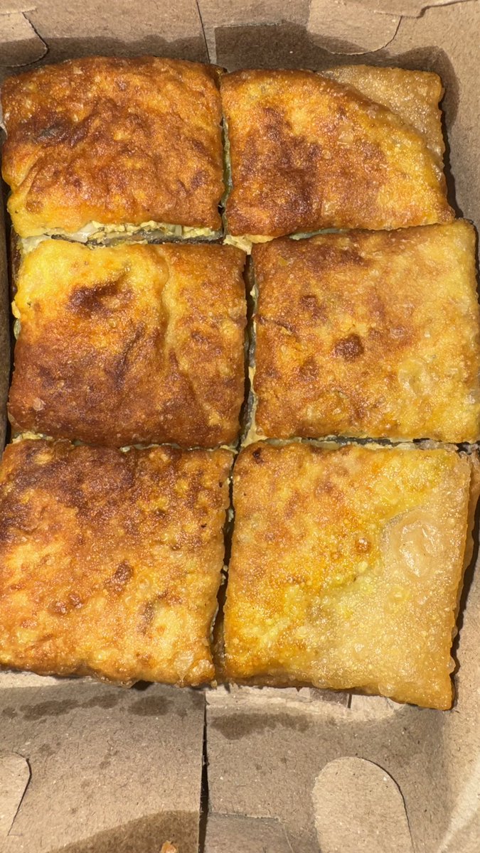 barbiepinx's tweet photo. jawab jujur, kalian lebih suka martabak asin atau martabak manis? https://t.co/ndzQX8Njcr
