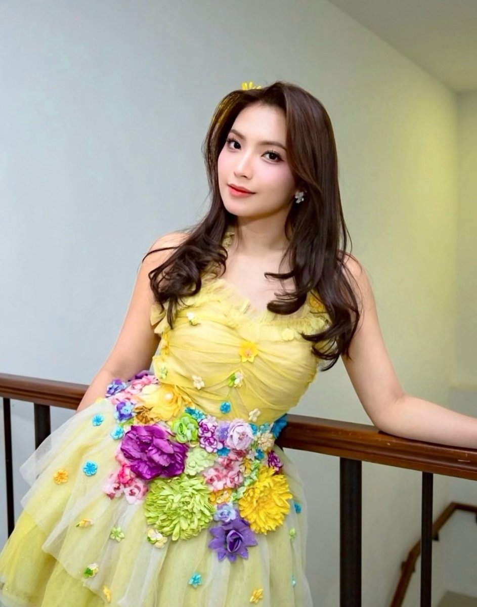 insidefolkative's tweet photo. Tepat pada hari ini, Shania Gracia, ulang tahun ke-27 tahun. https://t.co/Y24qkKRfdw