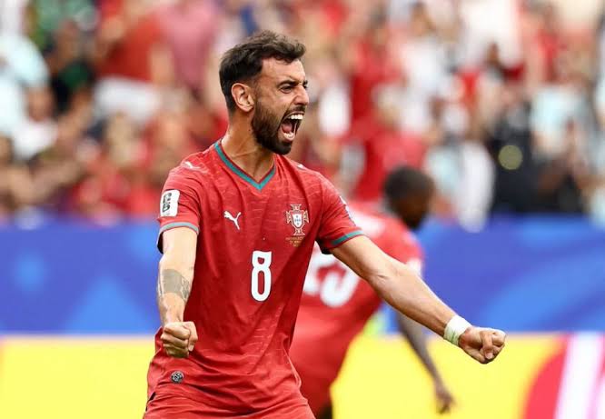 Kickoff_iq's tweet photo. Bruno Fernandes becomes the first player to reach 20+ Premier League goal involvements in 2026.

15 assists and 7 goals! https://t.co/HfG7lkFrm1