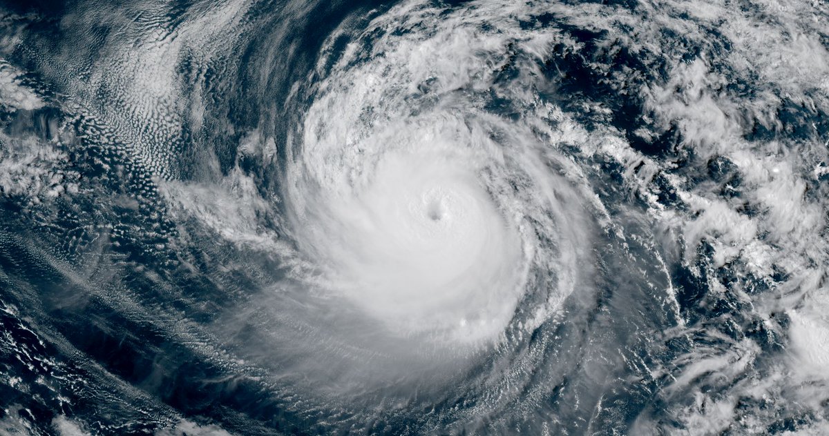 MaxVelocityWX's tweet photo. HURRICANE KARINA BECOMES A MAJOR HURRICANE IN THE PACIFIC!

Hurricane Karina has rapidly strengthened into a powerful Category 3 hurricane in the Eastern Pacific, packing sustained winds of 125 mph. Further strengthening is expected, with Karina likely to become the Eastern Pacific’s third Category 4 hurricane of the season. Fortunately, the storm poses no threat to land over the next five days.