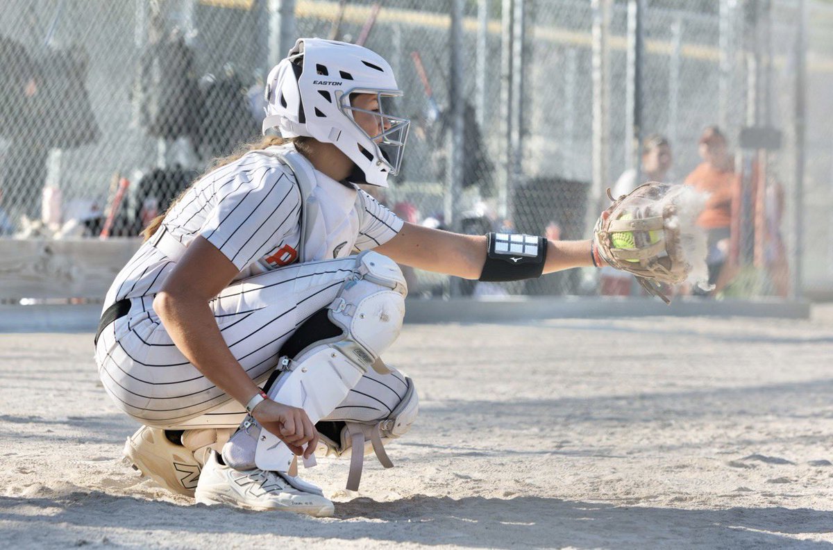 eva_bane2029's tweet photo. I’ve taken on a new challenge as a catcher this year. Loving the opportunity to learn, compete, and help my team however I can!

Went 4-1 this weekend and finished 5th at GKC. Batted .300. Looking forward to a great season! 

@PCSoftball3 @TNMojoReynolds @RecruitPC https://t.co/kBtdWSqeD4