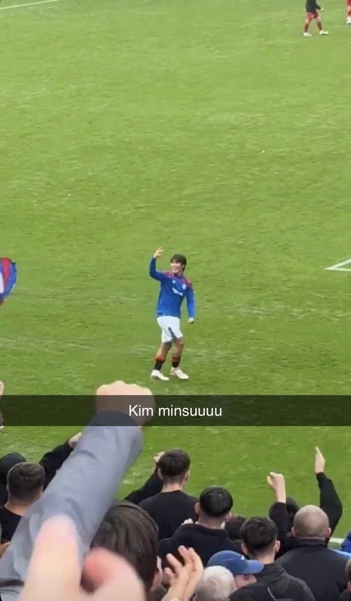 trueblues1872's tweet photo. Kim Min-su 3 points and up the road 😂 https://t.co/eN2yoUwkfK