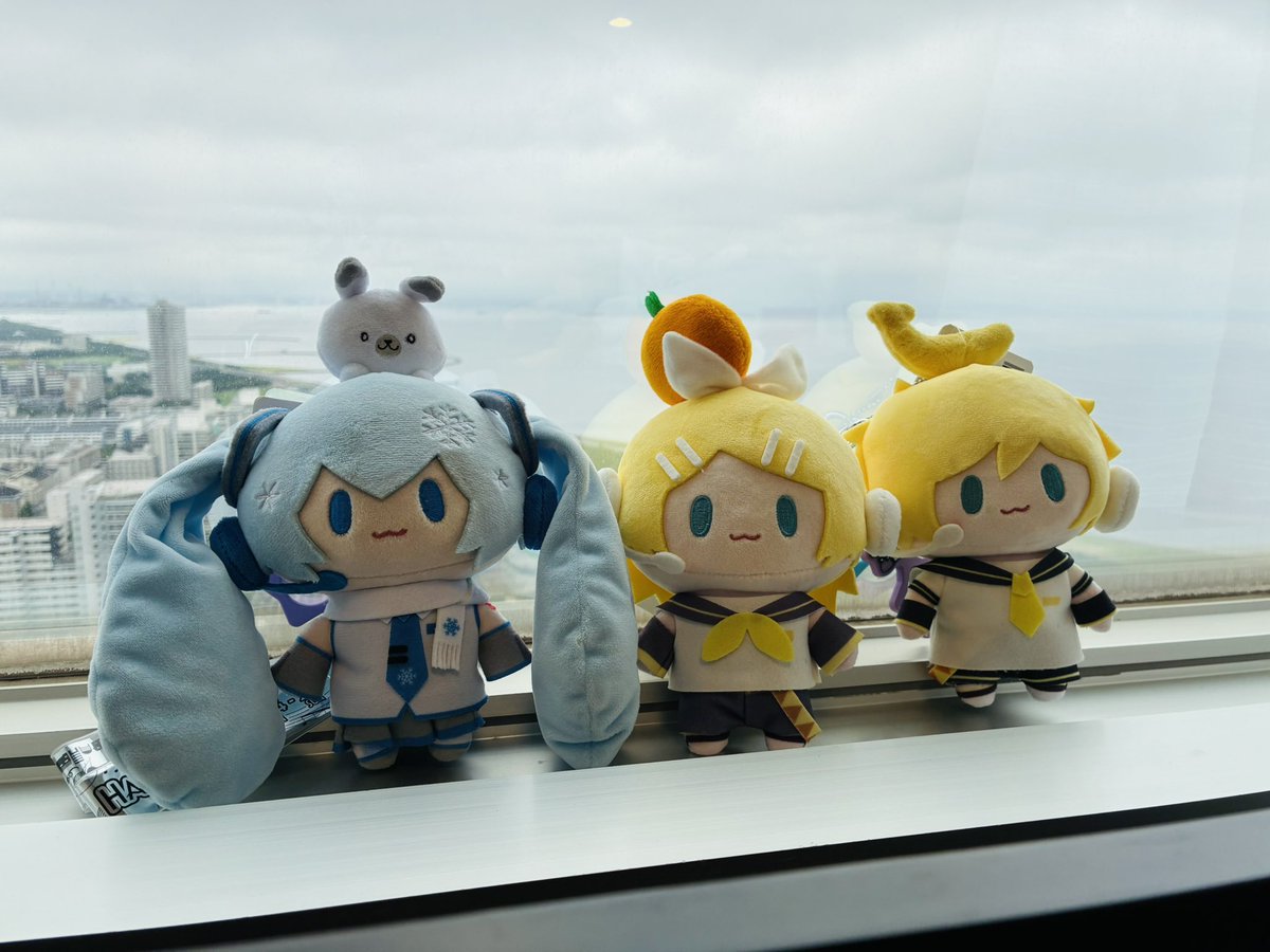 esuke_nico's tweet photo. マジカルミライ4日目！！
アパホテルからおはよー https://t.co/iSQzlHe1KD