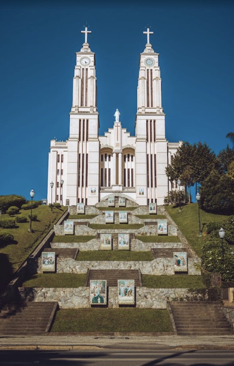Zeca_SBS's tweet photo. @thaispsic Muito bonita. Aqui a igreja matriz na minha cidade, Paróquia Puríssimo Coração de Maria. https://t.co/4QvSM5yqvc