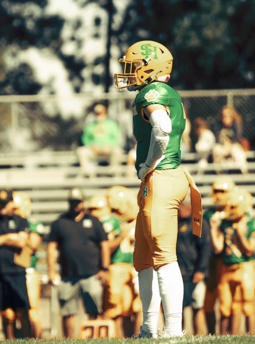 Samuel5bear's tweet photo. Made a lot of gains in the offseason. It’s paying off so far. 
Sophomore 2025 Varsity RB
5’11”
165 lbs
4.8 40 

Junior 2026 Varsity RB, SS
6’1”
190lbs
4.71 40
@coachjimvert @JordanJ_ @CoachMazotti @SOU_Football @psuviksFB @CoachFisk @CoachLeeMarks https://t.co/GFM1PhCmDr