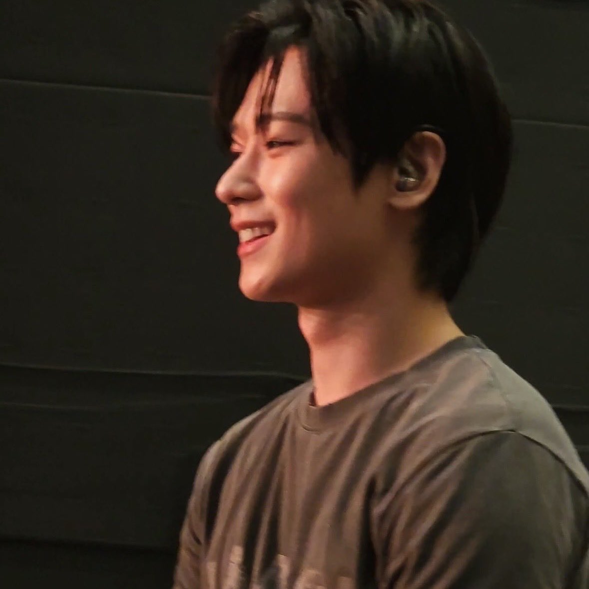 igoback2jyu's tweet photo. 29 pearls in your kiss a singing smile https://t.co/7cMcyXGzGX