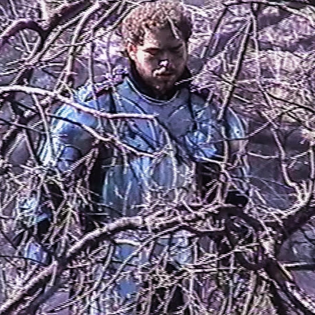 PortalPostBR's tweet photo. Há 7 anos Post Malone lançava ‘Circles’, como single de seu terceiro álbum ‘Hollywood’s Bleeding’. https://t.co/c9RC1H0b3C