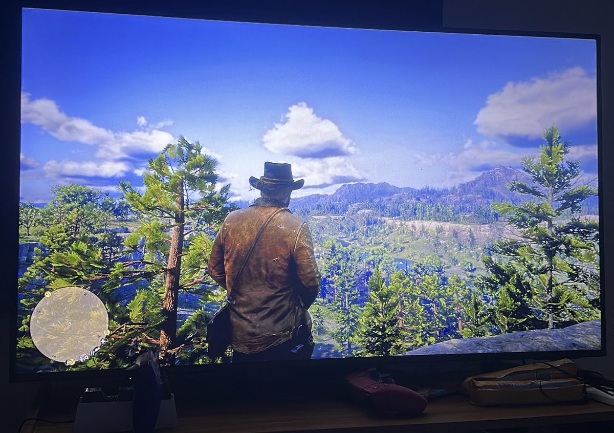 xymist3r2's tweet photo. Imagina aquele que desistiu de jogar Red Dead 2 por conta da neve………. https://t.co/9WoAgju16N