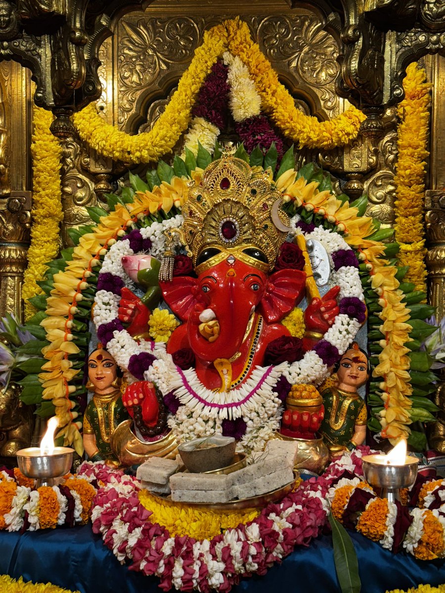 SVTMumbai's tweet photo. 🙏 गणपती  बाप्पा मोरया 🌺मंगलमूर्ती मोरया 🙏३१/०८/२०२६
🙏Ganapati Bappa Moraya 🌺 Mangalmurti Moraya  🙏31/08/2026 https://t.co/hCnJW3yp85