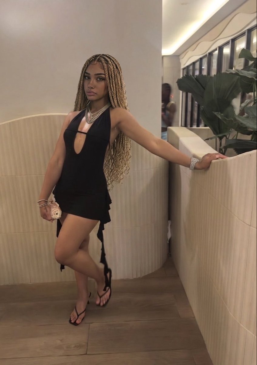 ayebabyashley's tweet photo. Doing just as good as I look🤍 https://t.co/CaIunBjZ0G