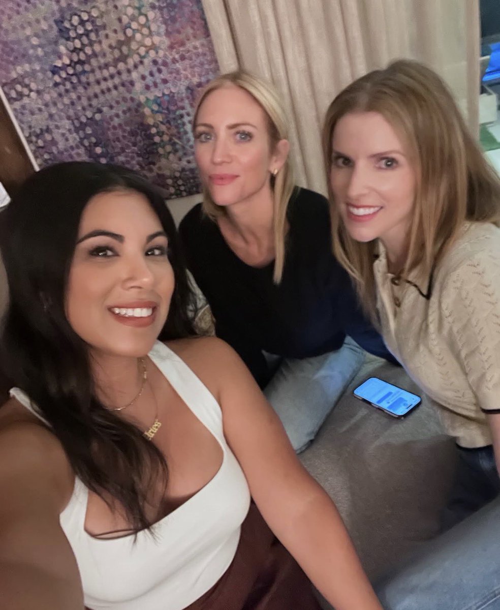 brittanysnow's tweet photo. Brittany Snow with Anna Kendrick, Chrissie Fit, and Kay Cannon (via chrissiefit on IG) https://t.co/M0E2MO7iMj