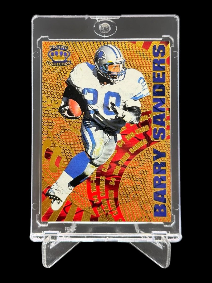 JylesAuctions's tweet photo. Barry Sanders 1997 Pacific Dynagon Careers Gold Holo Foil SP

Tough Barry

https://t.co/swx2aBh3ok #ad https://t.co/kJtgWKzRSS
