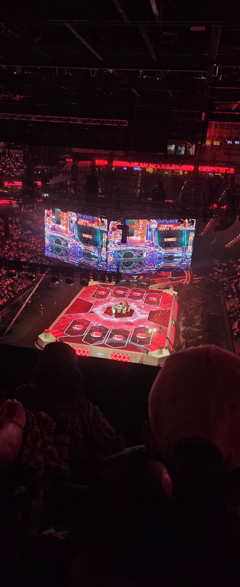 justintelmo's tweet photo. Shouldn't have done that edible now I'm watching two nine year olds beat the shit out of each other in Pokemon https://t.co/tz8htZ3OhF