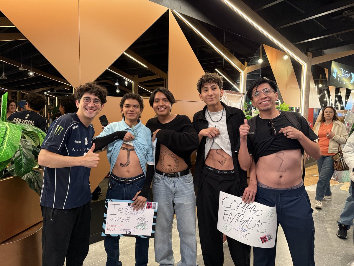 TeamLiquidLoL's tweet photo. Gracias a los fans de México por apoyarnos y a LYON por poner este increíble torneo. Siempre apreciamos la oportunidad de jugar afuera de Los Ángeles y esperamos que la LCS continue con mas roadshows para el futuro. 

Sean positivos del futuro de la LCS. Gg Mexico esperamos volver a verlos pronto!