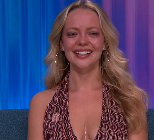 pokaemonn's tweet photo. the tears in her cleavage like oh that cry was serious #bb28 https://t.co/J4C0wPe9eL