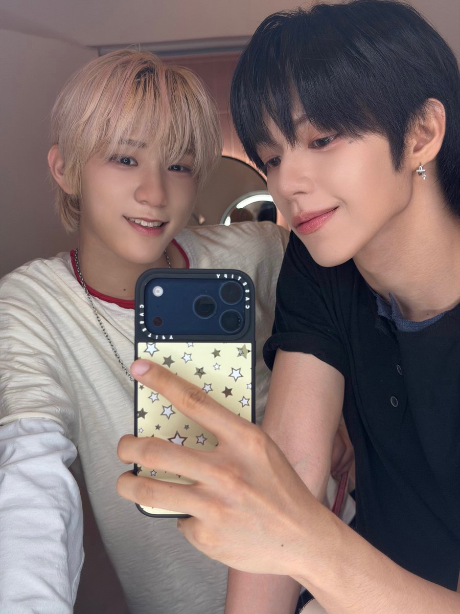 Jellycious_JL's tweet photo. 260831 JL 💬

#JL #제이엘
#DAISUKE #다이스케
#AHOF #아홉 https://t.co/KKWAgfwR1K