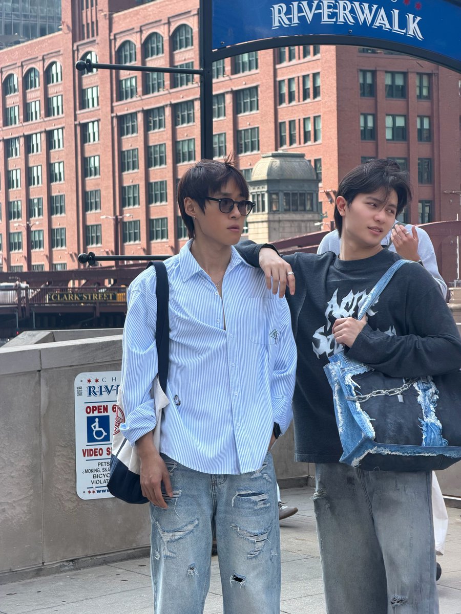 imyourwl_'s tweet photo. น้าทเน่มพาเดิน https://t.co/x4UdPWt4ta
