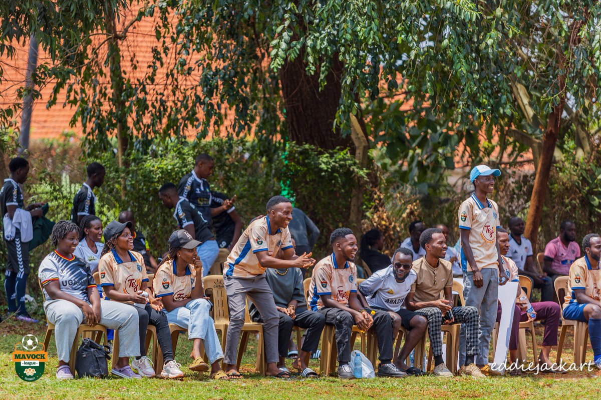 AbaziraFc's tweet photo. You are looking at trendsetters 💯✅️

Photos by; 📸  | @EddieJackArt 
Sponsored | @tejbreadandpizz 

Forever Abazira 🧡💙

#TejBreadAndPizzeria 
#MavockLeagueSn2 
#MavockleagueSn2 https://t.co/KEHjsvlFQ0