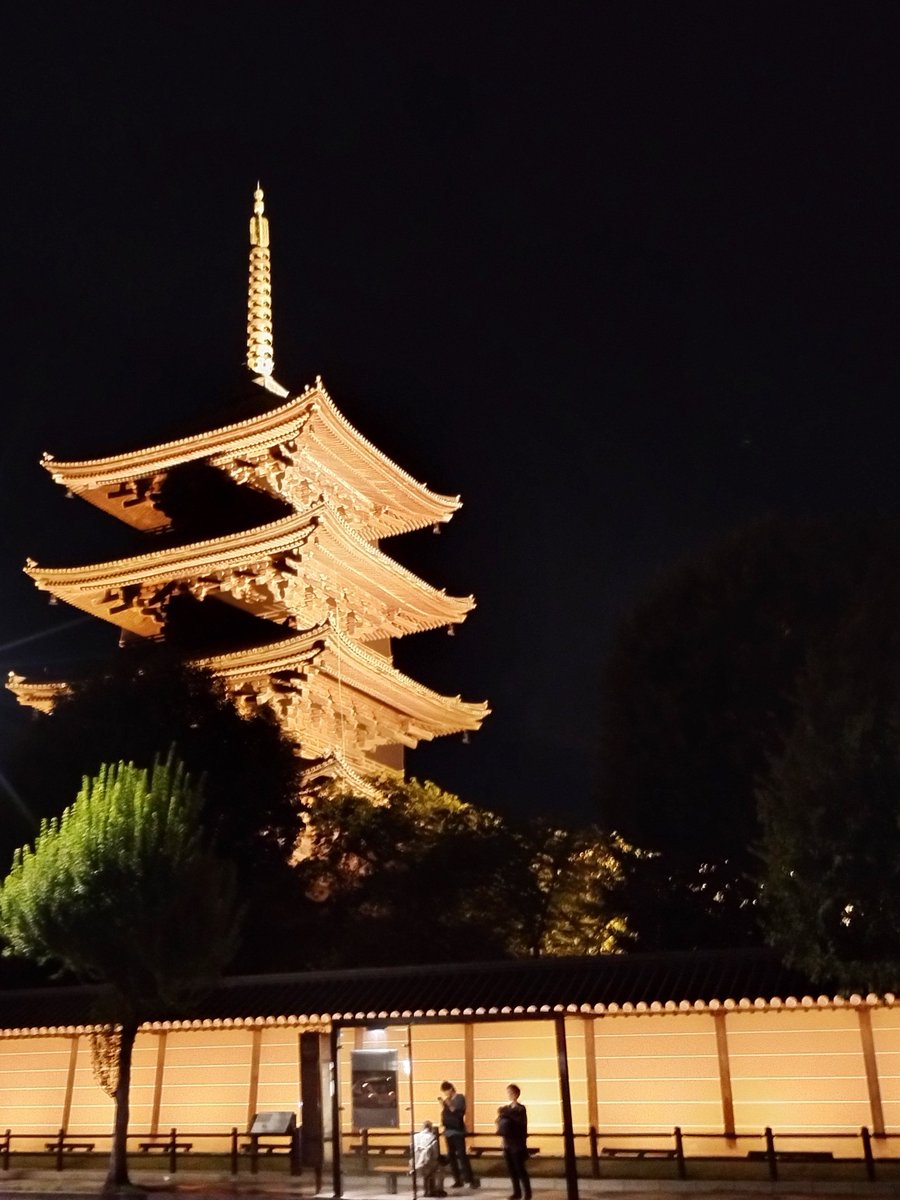 kAikvvf's tweet photo. 京都での滞在終了。
ベストショット４枚を厳選！

- 修学旅行以来の清水寺
- 念願の京都鉄道博物館
- 唯一ライトアップが見れた東寺
- 一番綺麗に撮れた京都水族館 https://t.co/QGC3Vk1IOn